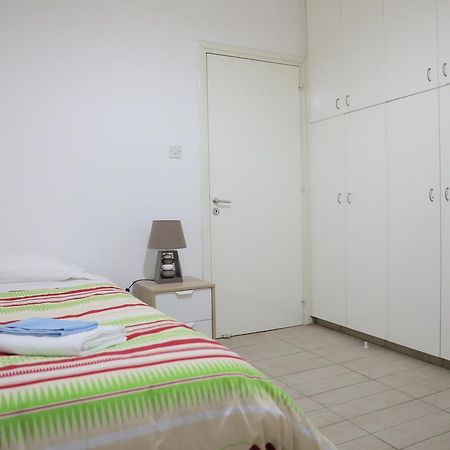Bianco E U Apartment Нікосія Екстер'єр фото