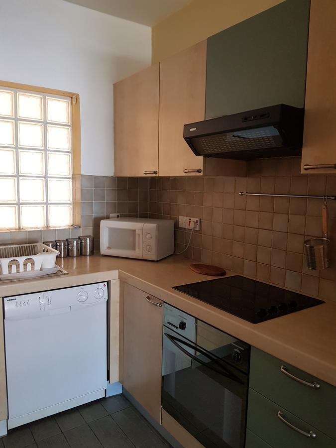 Bianco E U Apartment Нікосія Екстер'єр фото